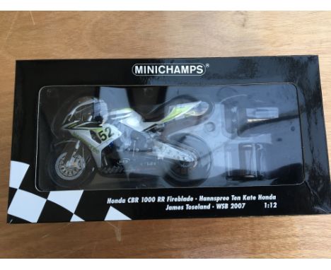 Minichamps boxed diecast Honda CBR 1000 RR Fireblade, Hannspree Ten Kate Honda, James Toseland World superbike 2007, 1:12 sca