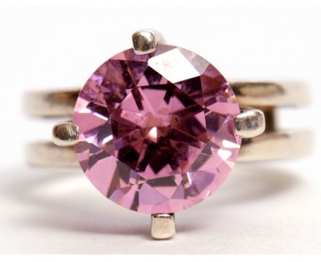 Modern 925 stamped pink cubic zirconia dress ring, size R  