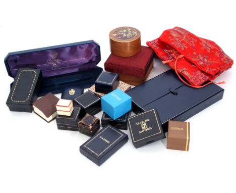 Large quantity of jewellery boxes, ring boxes, etc all void  