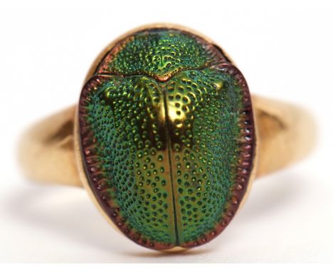 Early 20th century 18ct gold scarab beetle ring, the plain polished mount hallmarked for Birmingham 1905, applied with a gree