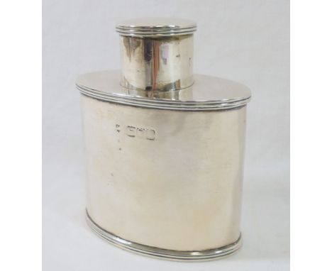A late Victorian oval silver tea caddy, Birmingham 1898, 7.8cm x 4.8 x 9.4cm high, 4.03ozt, 125.1g CONDITION REPORTS & PAYMEN