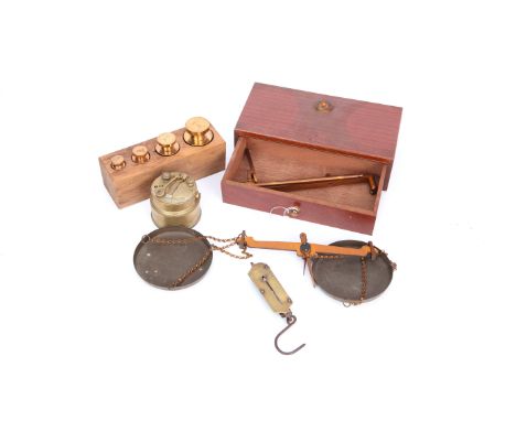 Weights &amp; Measures, set of scales, set of weights, steel stamping set repro box sextant (a lot)