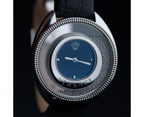 This elegant watch features a 38mm stainless steel case. Medusa head in 12 position with 300 floating micro spheres in clear 