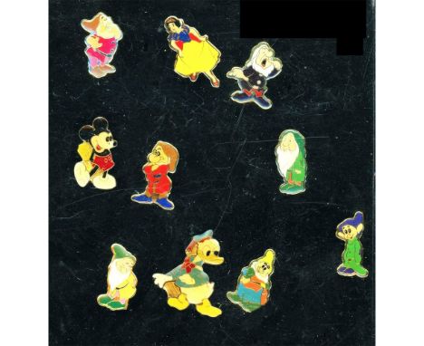 10 Medium 20th century Cold enamel realistic pin buttons.Issued: DIVISION 1=PRE 1918 AND DIVISION 3 IS AFTER 1918Dimensions: 