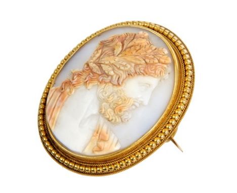 Fine quality 19th century Italian carved shell cameo brooch, the oval panel carved in high relief depicting a classical male 