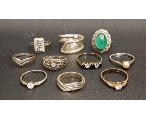 SELECTION OF ELEVEN SILVER RINGSincluding a sapphire and CZ five stone ring, a Mexican silver twist design ring, an agate and