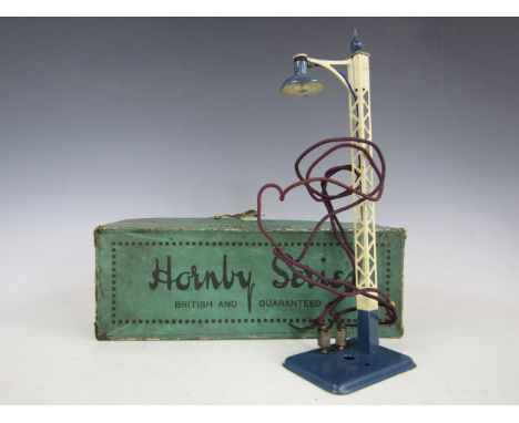 A Hornby Series A867 Electrical Lamp Standard No.1, in original carton 