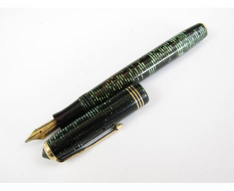 An early 1930s Parker Vacumatic fountain pen, in Emerald Pearl