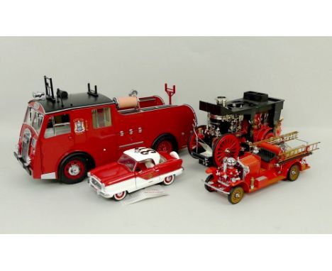 A Franklin Mint model, scale 1:24, of a 1912 Christie Front Drive Steamer Fire Truck, scale 1:32 model of a 1922 Ahrens Fox R