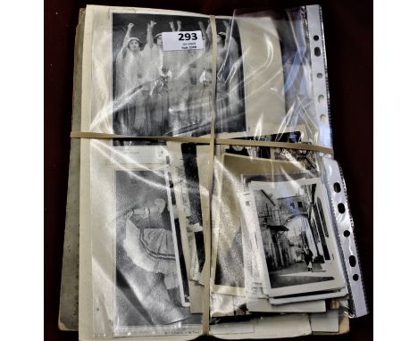 Photographic-Family + Views-black and white patriot mixed lot-vintage-good to very good condition
