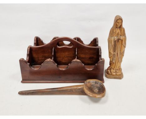 Georgian-style mahogany six-bottle caddy, with central pierced handle,&nbsp;a 19th century carved wood ladle/spoon, with tape