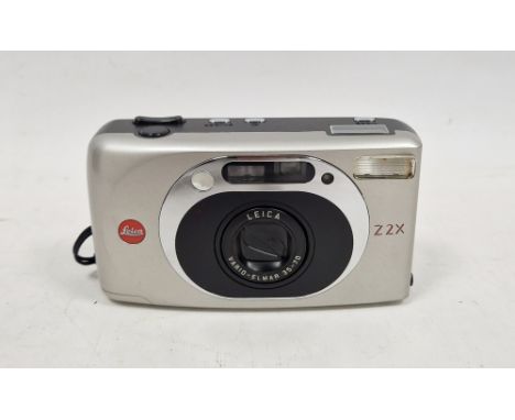 Leica Z2X compact camera with 35-70 Vario-Elmar lens, in a Jessops Trek 2 carrying case&nbsp;