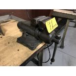 Wilton 101157 WF2 4'' Jaw Round Channel Bench Vise,