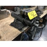 Wilton 101157 WF2 4'' Jaw Round Channel Bench Vise,