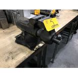 Wilton 101157 WF2 4'' Jaw Round Channel Bench Vise,