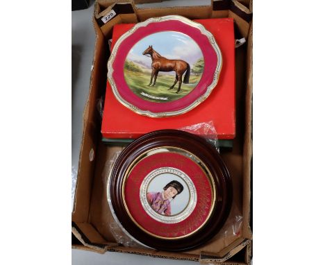 Spode boxed Horse racing commemorative St Leger plates including 1972 Boucher (boxed), 1971 Athens Wood (boxed), 1982 Lester 