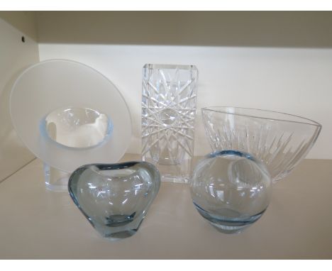 Fine items of Scandinanvian glass - including signed glassware and one item of Iittala glassware - all items are in good cond
