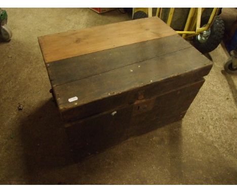 Vintage Wooden Trunk 22 x 15 inches 13 tall