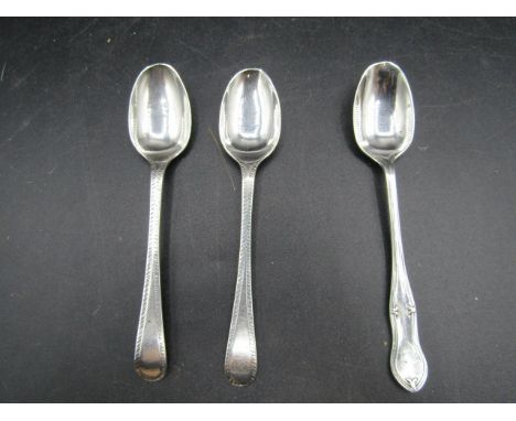 Silver tea spoons Sheffield 1919 and 1918 (one George Howson) 33 gms gross weight
