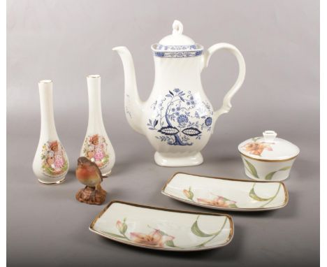 A group of miscellaneous ceramic's. Wedgwood 'Enchanted garden' trinket &amp; pin dishes, Beswick 980 Robin, Myott Meakin Blu