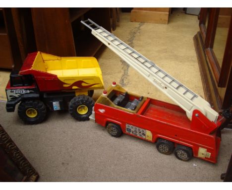 A 1960's American Tonka fire engine and truck. 