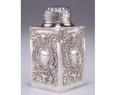 A VICTORIAN SILVER TEA CADDY,&nbsp;by&nbsp;William Comyns &amp; Sons,&nbsp;London 1891, of square section with domed reeded c