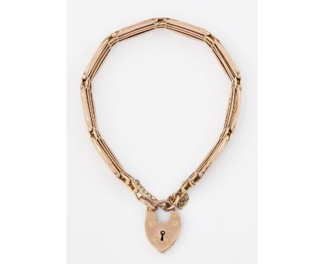 A GATE LINK BRACELET,&nbsp;oval gate pattern links, to a padlock clasp, marked '9C'. Length 19cm, width 9mm, 14.3 gramsCONDIT