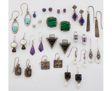 SIXTEEN PAIRS OF GEMSTONE SET AND SILVER EARRINGS, including amethyst and cultured pearl examples; together with A SYNTHETIC 