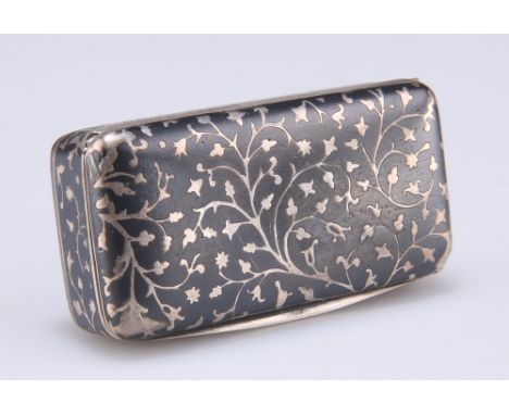 AN UNMARKED NIELLO SNUFF BOX, CIRCA 1900,&nbsp;probably Austrian, rectangular, with all-over foliate decoration. 5.2cm wide, 