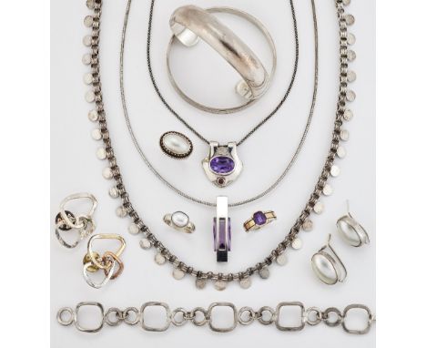A GROUP OF SILVER JEWELLERY, including A PAIR OF NAKAI NAVAJO BLISTER PEARL EARRINGS, with hook fittings; A NAKAI NAVAJO BLIS