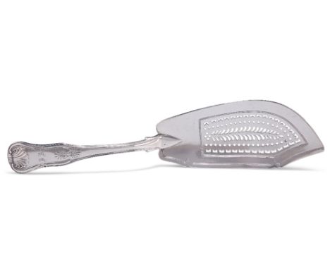 A GEORGE IV SILVER FISH SLICE,&nbsp;by Richard Poulden,&nbsp;London 1824, Kings pattern, double struck, the handle terminal e