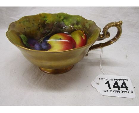 Royal Worcester hand painted cup - Fruit theme signed H EveretteCondition Report: The date mark on this piece indicates that 