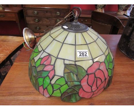 Tiffany style lamp shade