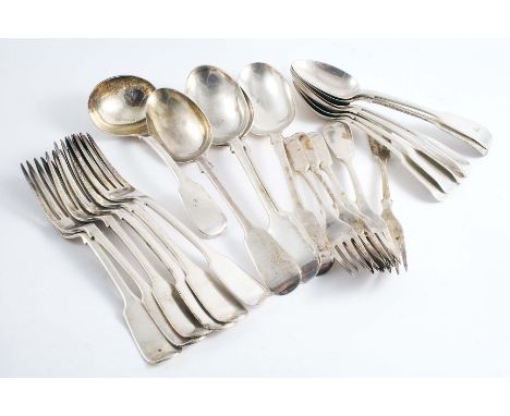MIXED FIDDLE PATTERN FLATWARE:- Four table spoons, six table forks, a set of six dessert spoons, a matched set of six dessert
