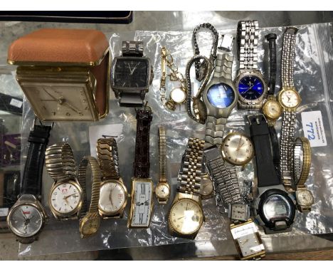 A LARGE COLLECTION OF ASSORTED WATCHES TO INCLUDE LADIES AND GENTS EXAMPLES, ALARM BEDROOM CLOCK ETC (QTY) 