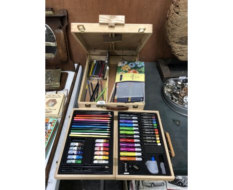 A WOODEN ARTISTS EASEL BOX AND FURTHER BOX OF ART SUPPLIES (QTY) 