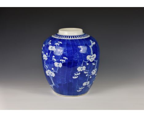 A large Chinese blue and white porcelain ginger jar, late 19th / early 20th century, four character Kangxi mark to base, pain