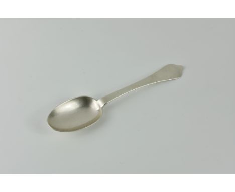 A scarce Queen Ann Channel Islands silver dognose spoon, c. 1700, maker's mark GS with fleur-de-lys and coronet struck once t