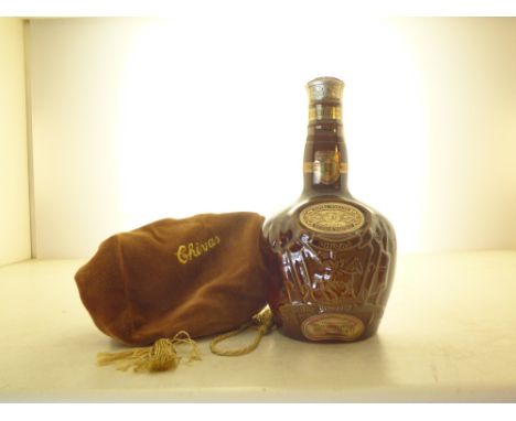 Royal Salute 21 yr old brown ceramic decanter in bag 1 bt 70 cl 40% vol From the ambient cellar of a west surrey collector