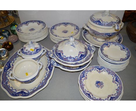 A Victorian Mintons 'Panthien' pattern part dinner service, comprising: a large soup tureen, ladle and stand, dinner plates, 