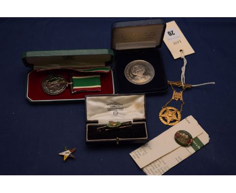 Masonic badges, to include: The Order of the Eastern Star, 9ct. gold medal presented to Sister Mary Jane Wilkinson Hunter, wo