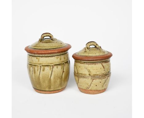 Richard Batterham (1936-2021) a stoneware Sugar jar and cover, with incised border, covered to the foot with an ash glaze, an