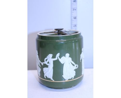 A vintage Carltonware lidded jar 