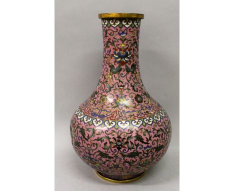 A LARGE GOOD QUALITY 19TH CENTURY CHINESE PINK GROUND CLOISONNE VASE, the sides decorated with an overall formal design of sc