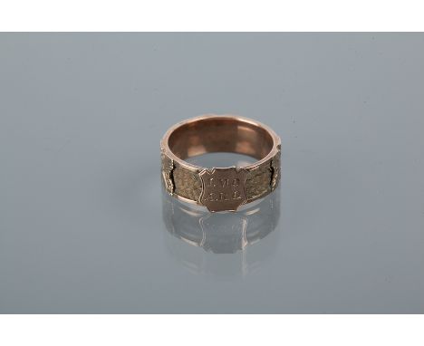 VICTORIAN HAIR SET MOURNING RING
with sections of woven hair interspaced by engraved sections of yellow metal, with an engrav
