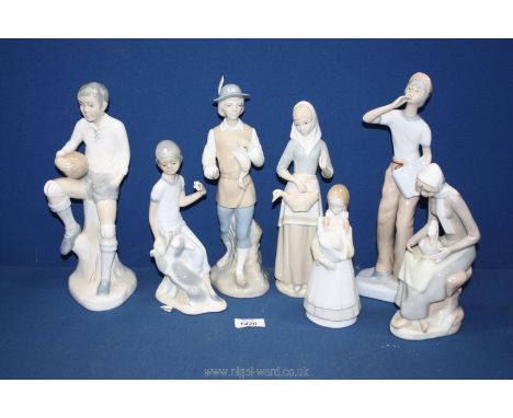 Seven Lladro style ceramic figures, some a/f.