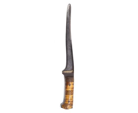 **NO RESERVE**A Near Eastern Push Dagger with a Bone Handle.A Near Eastern push dagger featuring a curved, single-edged steel