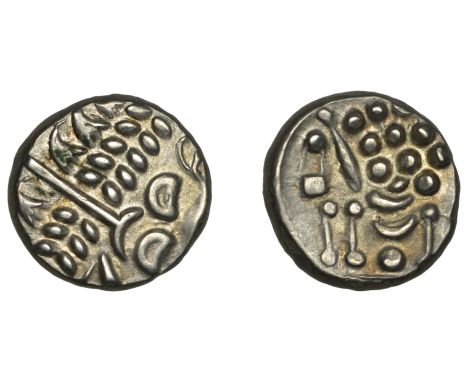 British Iron Age, DUROTRIGES, Uninscribed issues, silver Stater, disjointed head of Apollo, rev. disjointed horse left, 5.21g