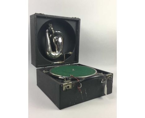 DECCA WIND UP PORTABLE GRAMOPHONE,along with a case of 78 rpm records (2)