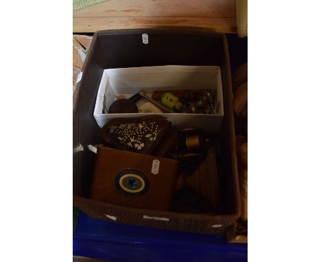 Box containing assorted collectables including cigar box, caddy spoon, figures etc